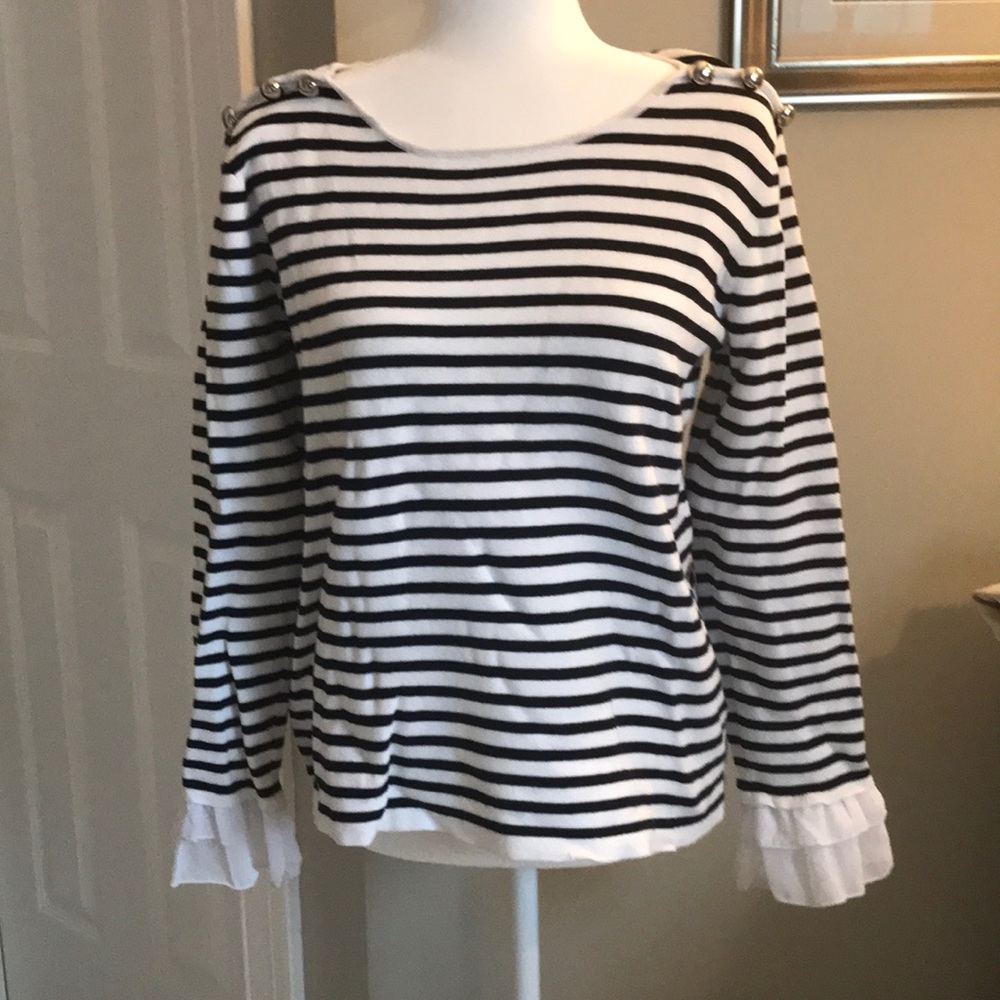 Light weight spring sweater top